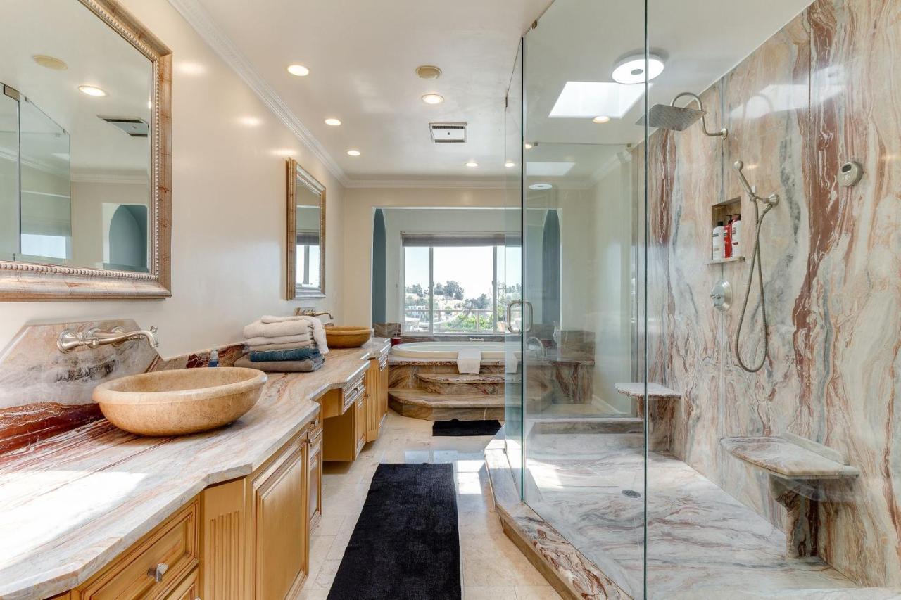 Beverly Hills View Mansion *